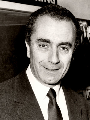 Director Michelangelo Antonioni