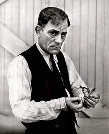 Actor Lon Chaney, Sr.