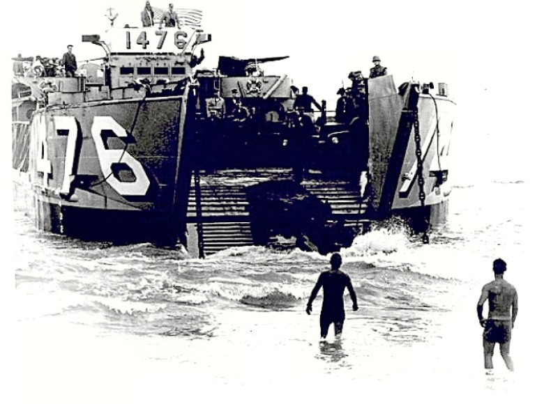 Danang - Marines landing in 1965