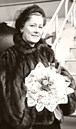 Actress Irene Dunne