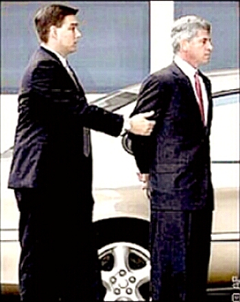 Enron CFO Andrew Fastow doing perp walk