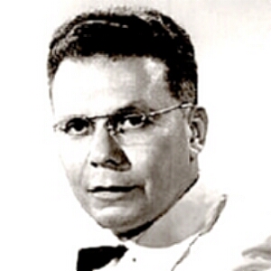 Organist Virgil Fox