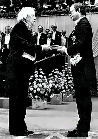 Nobel Laureate Writer William Golding receiving his prize