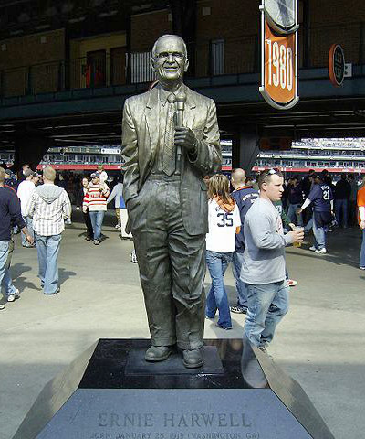 Ernie Harwell statue
