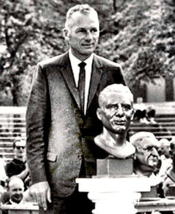 Packer HoF Receiver Don Hutson