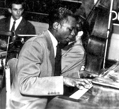 Jazz Pianist Hank Jones