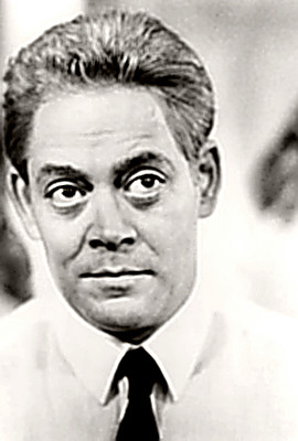 Actor Raul Julia