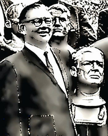 <br>Curly Lambeau at his Hall of Fame induction