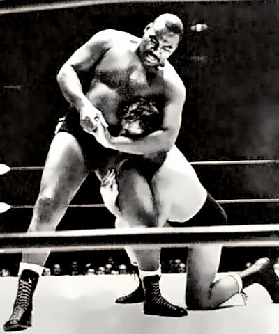 Gene Lipscomb wrestling in off season