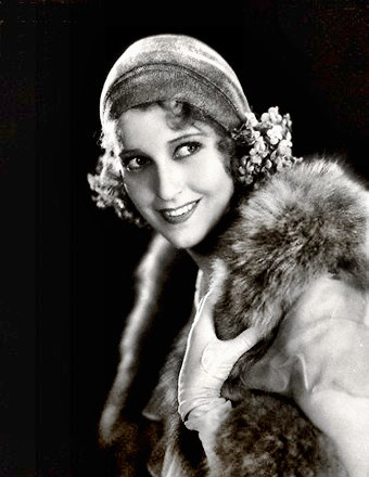 Singer Jeanette MacDonald