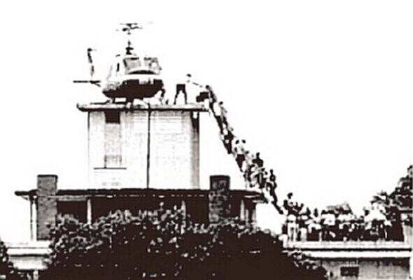 Saigon - last helo leaving for safety?