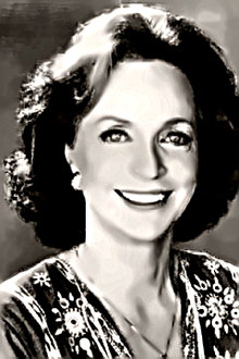 Actress Beatrice Straight