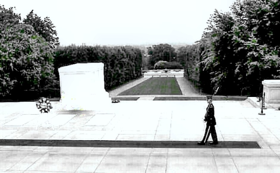 Tomb of the Unknowns - honor guard patrols