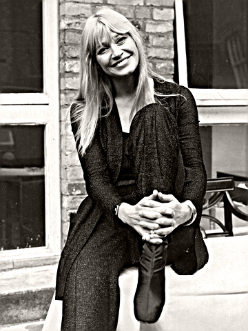 Singer Mary Travers
