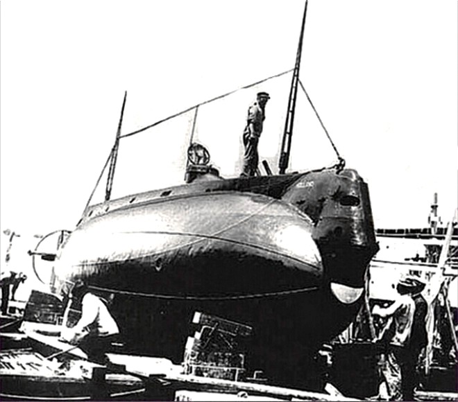 Holland's SS-1 submarine