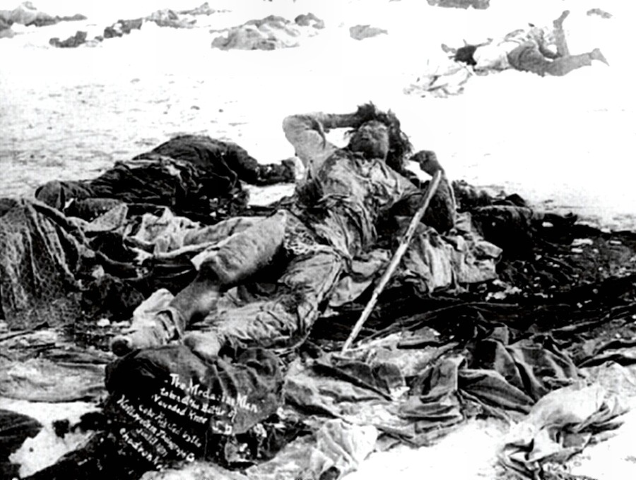 Wounded Knee - masacre scene